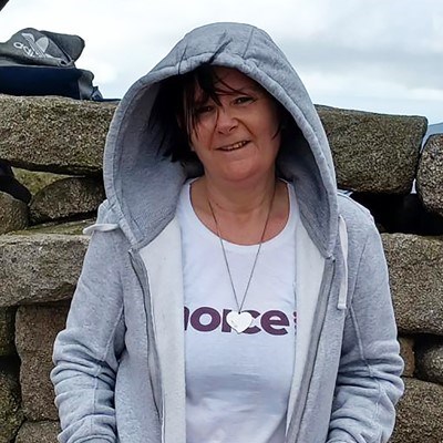 Jeanette climbs Donard for donations